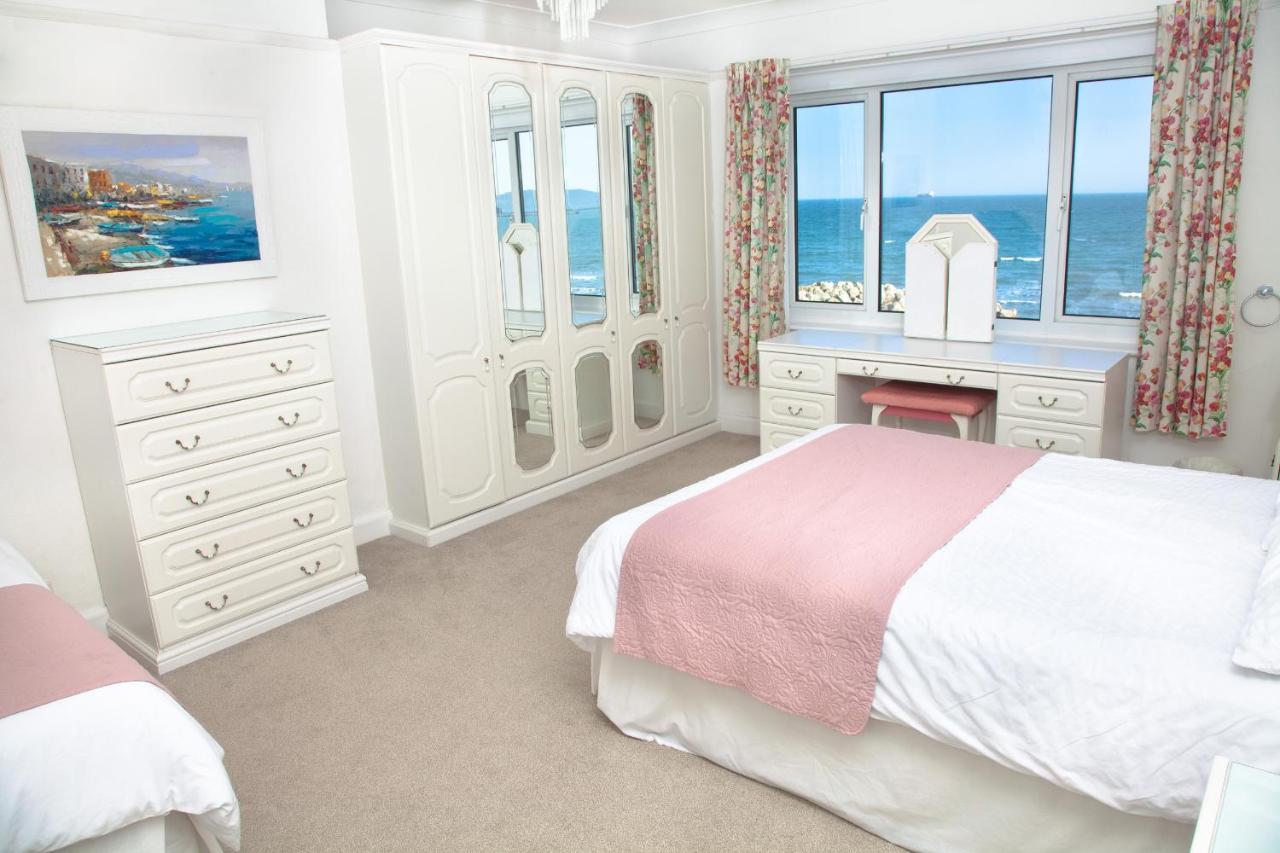 Weymouth Bay Apartment C Exterior photo